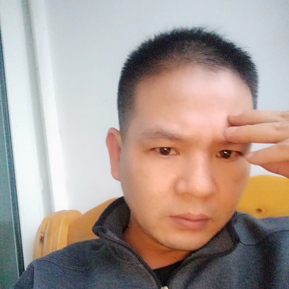 笑点低战斗机的照片