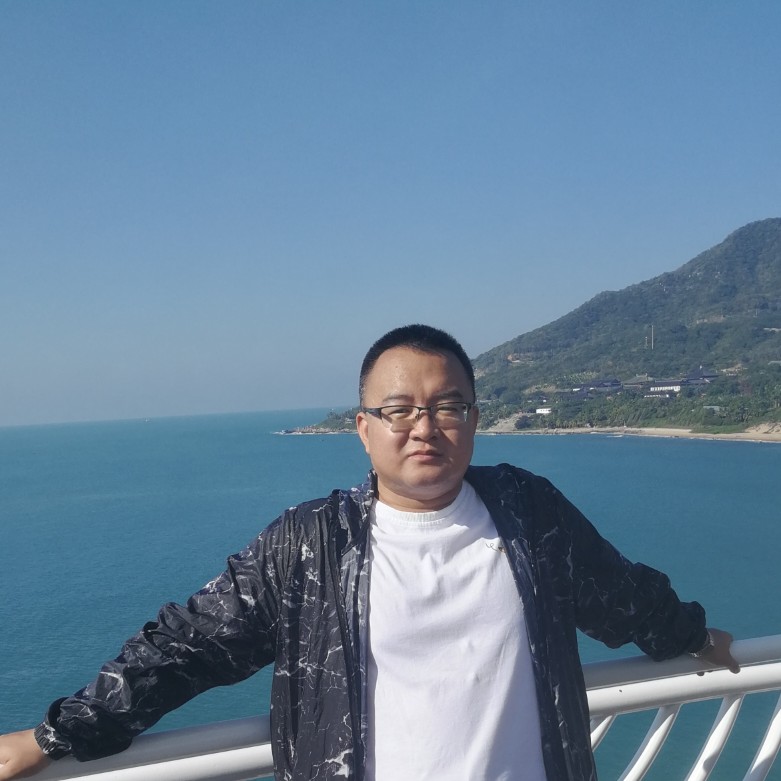 听歌追动漫的照片