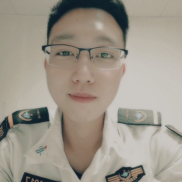 以沫的照片