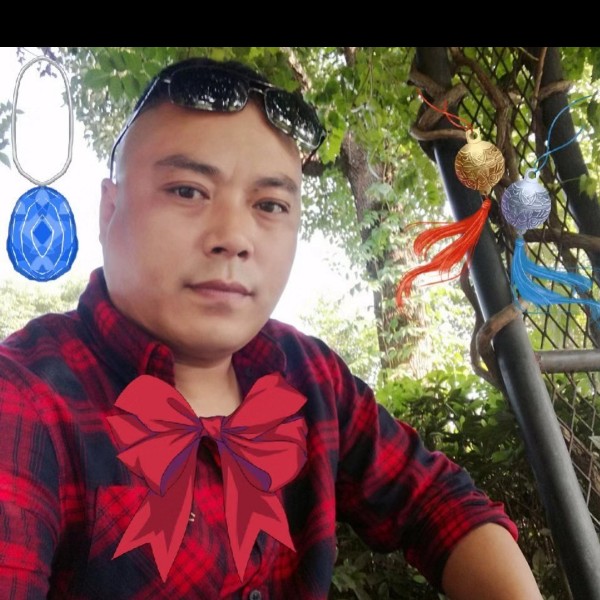 浮光泪了跳跃的照片