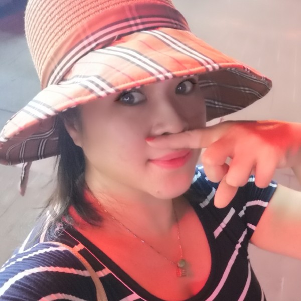 铃铛邂逅爱听歌的照片