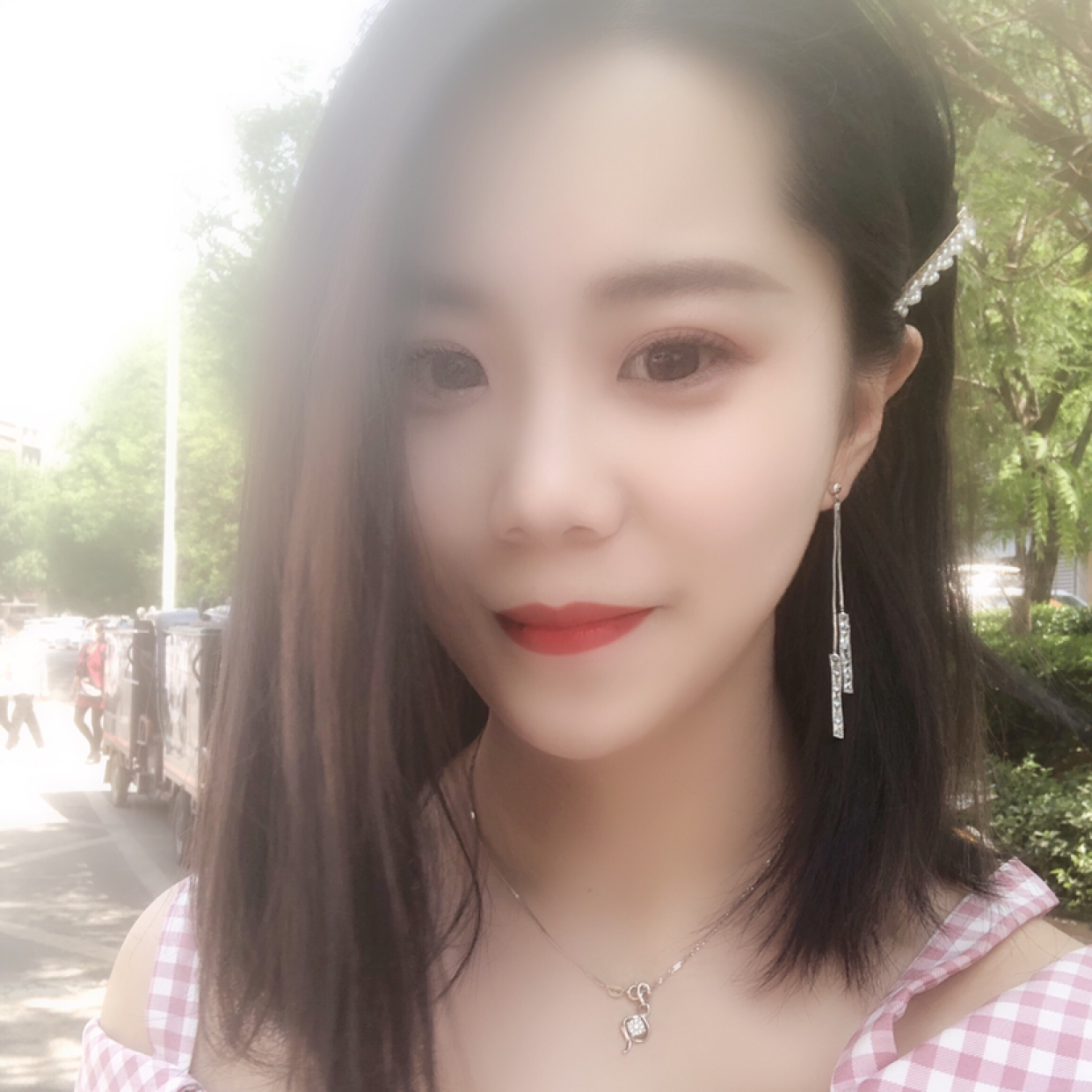 纸鹤风中的照片