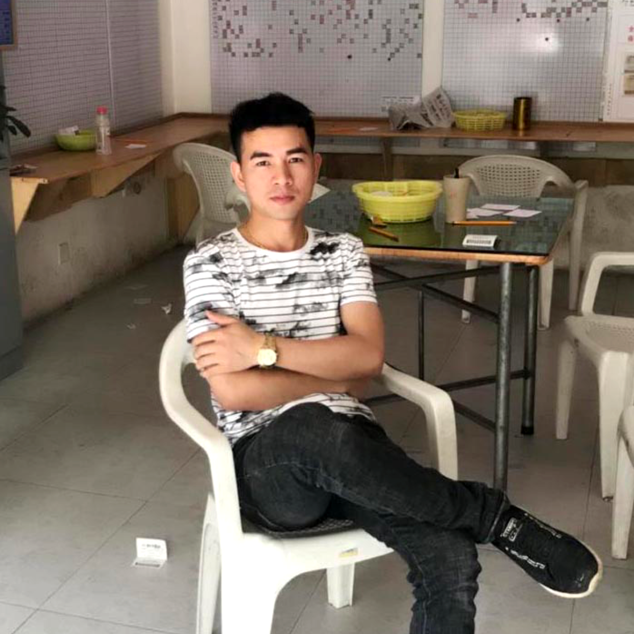 羽裳凝眸兴奋的照片