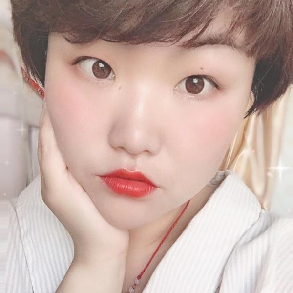 可乐小萝莉的照片