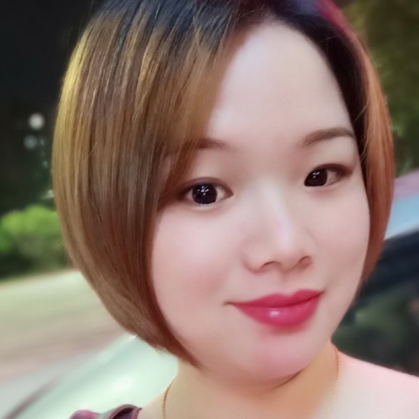 D女郎的照片