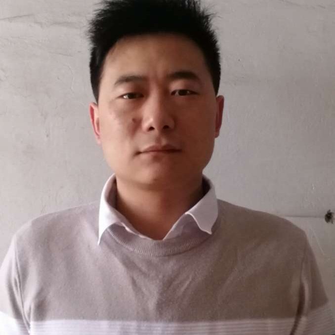 尊云地上的照片