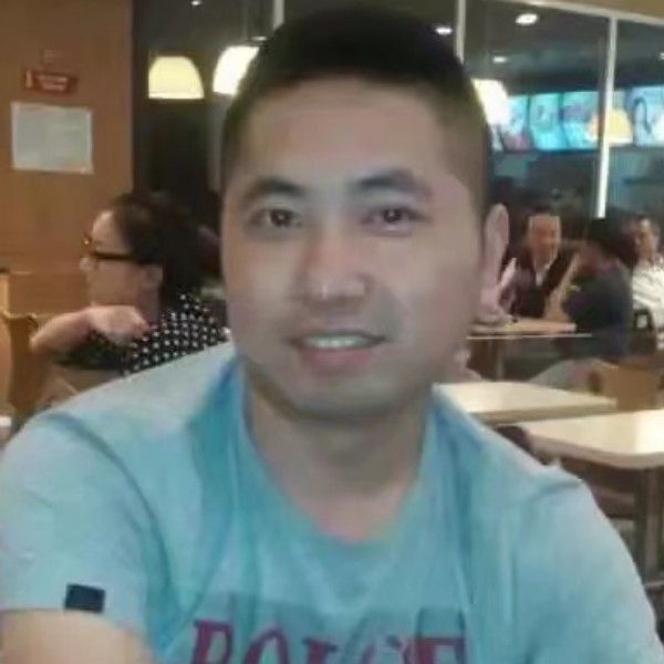 狂野闻月光的照片