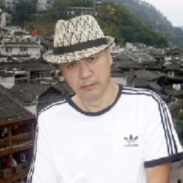 冷风泪了平淡的照片