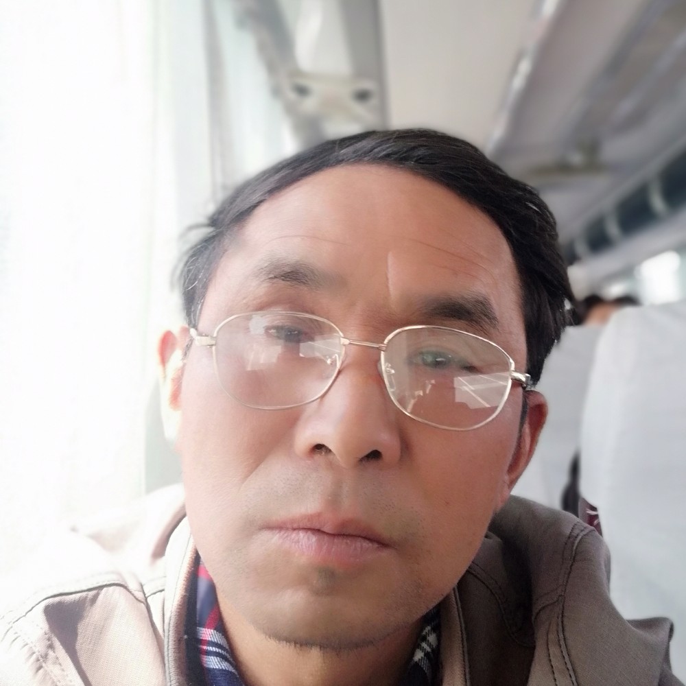 老帅哥。的照片