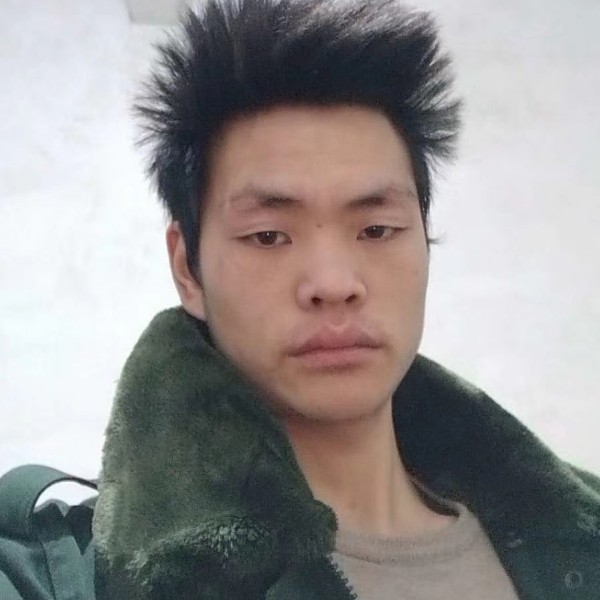 当兵少年的照片