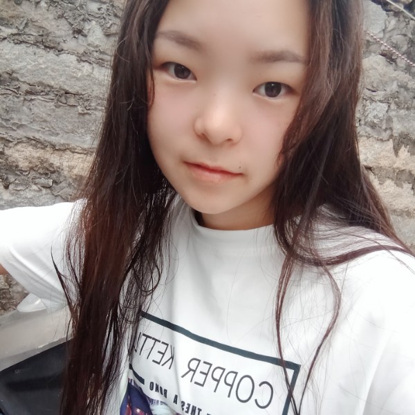 青青凉凉的照片