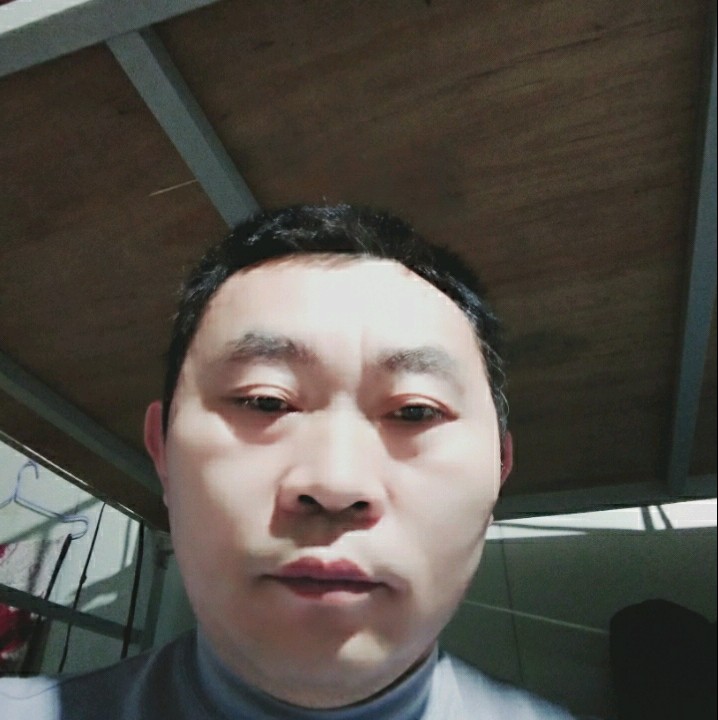 白开水有魅力姓男的照片