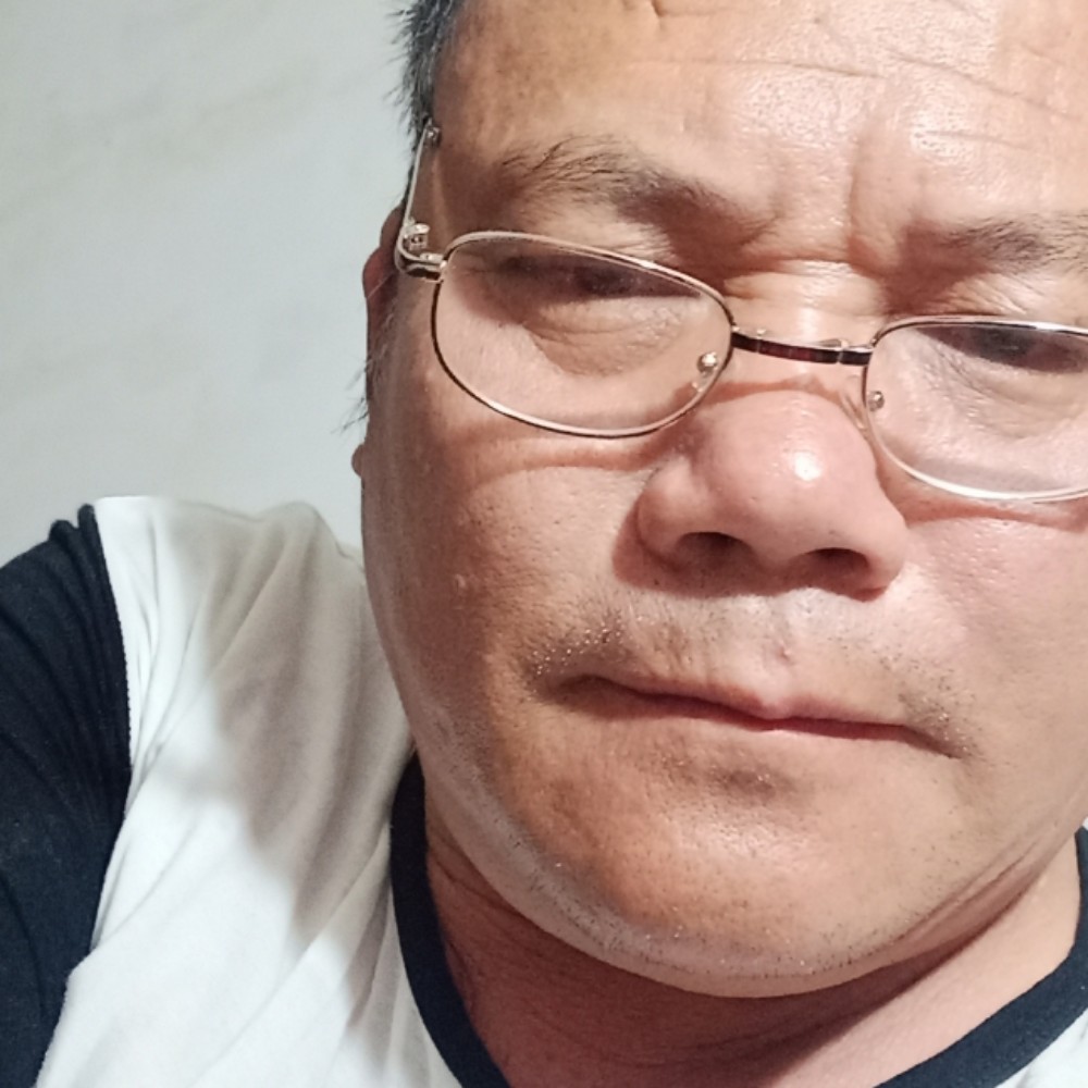 阳光用睫毛膏的照片