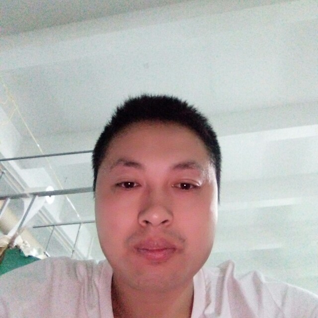 无垠水杯的照片