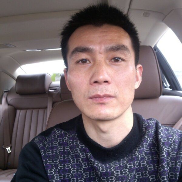 老实請女王的照片