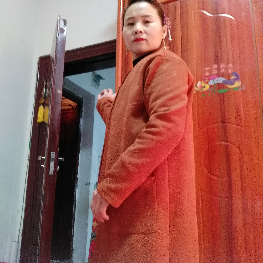 唐世尧的照片