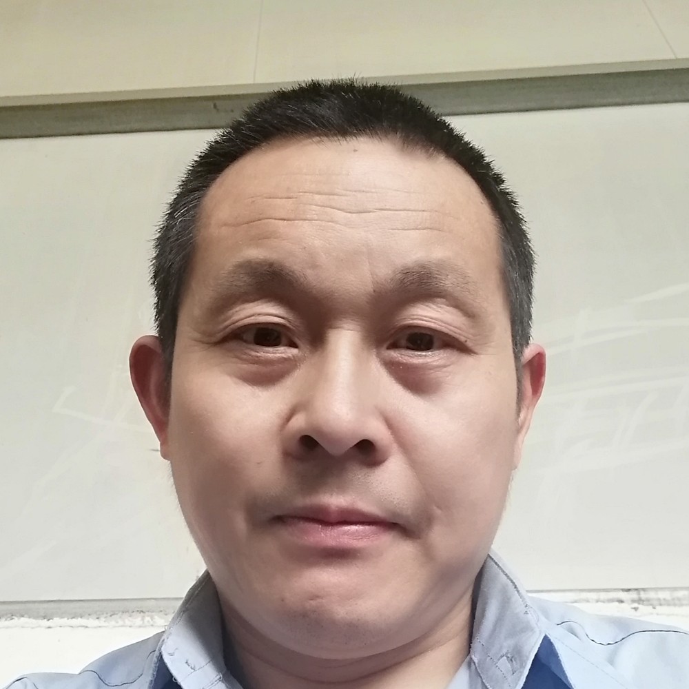 袁国祖的照片