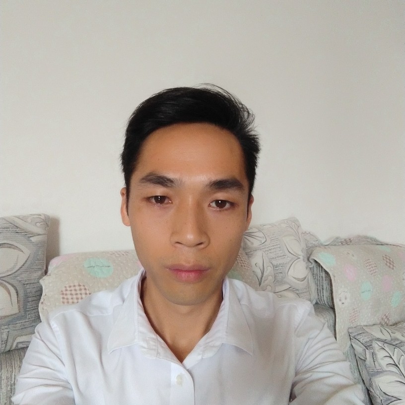 挽手辛勤的照片