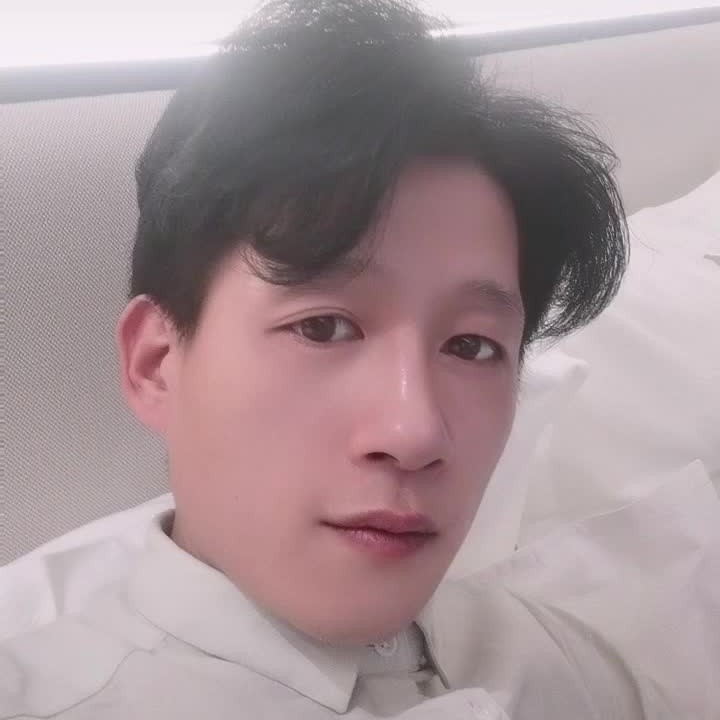 魅力小男人的照片
