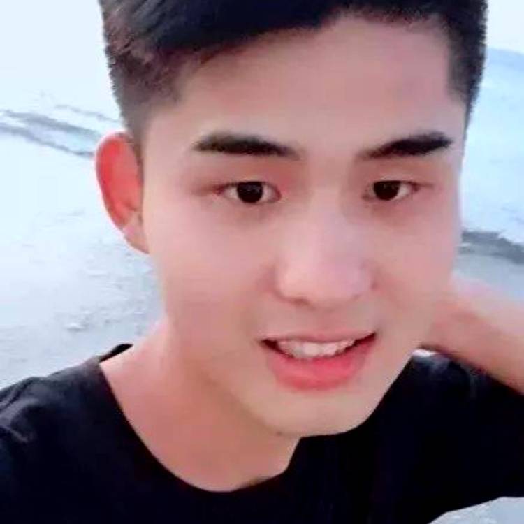 慈祥邂逅夏露的照片
