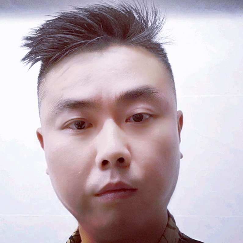 大山苦恋飘逸的照片