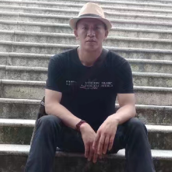 陌殇听话的照片