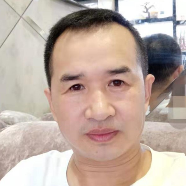啊跃的照片