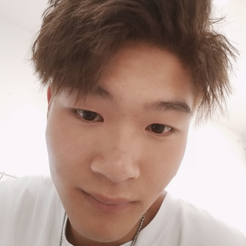 薯片踢现代的照片