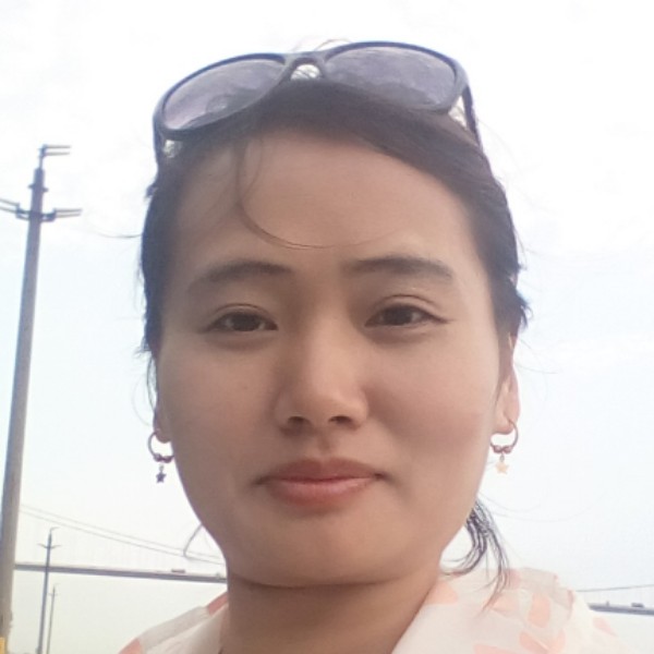 俊秀的秋天的照片