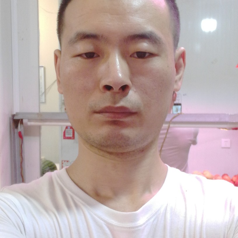 小鸭子倾心乐观的照片