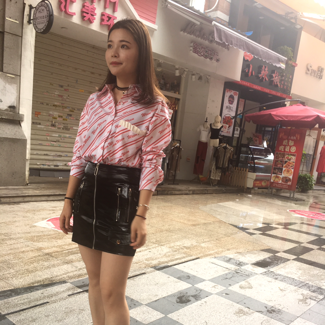 微微一笑很倾的照片