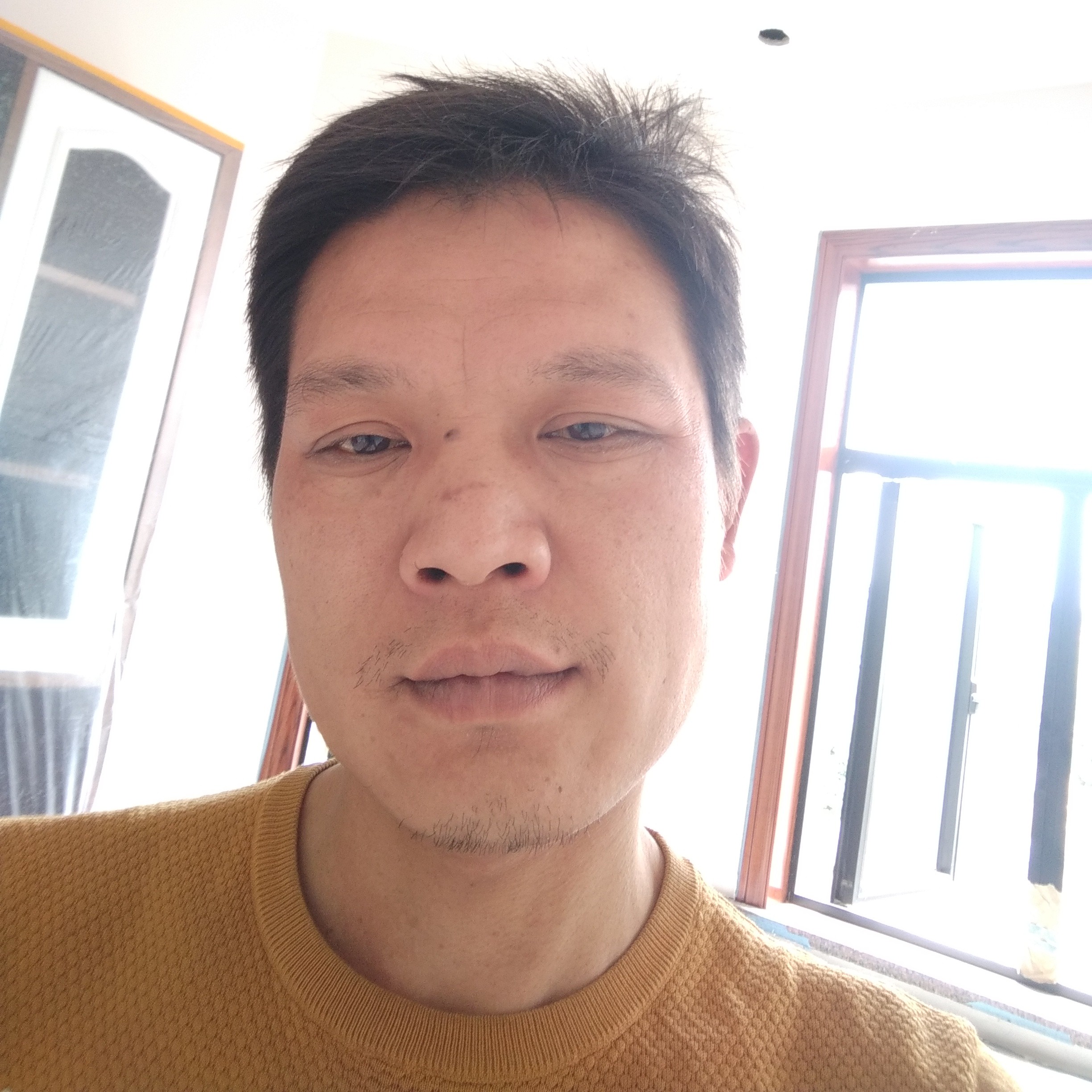 隐形有香水的照片