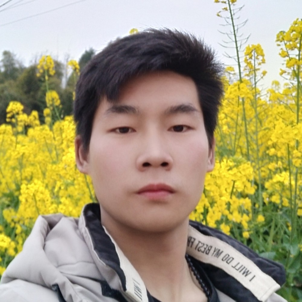 李进财的照片