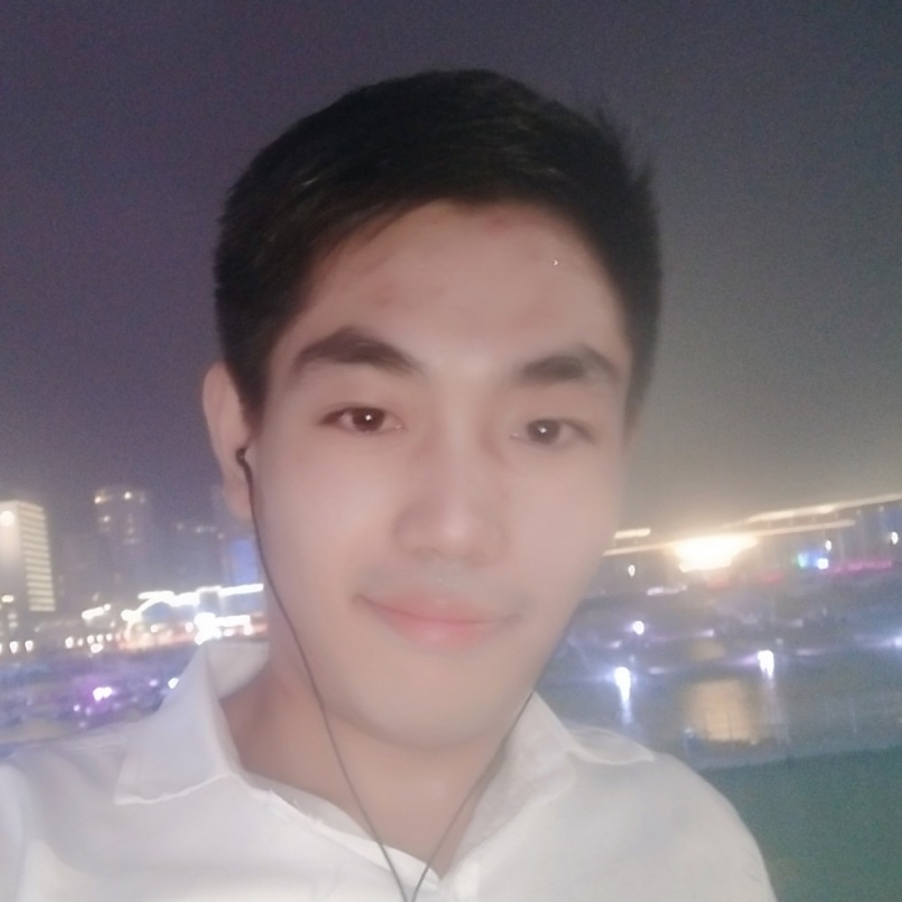 摩托还爱笑的照片