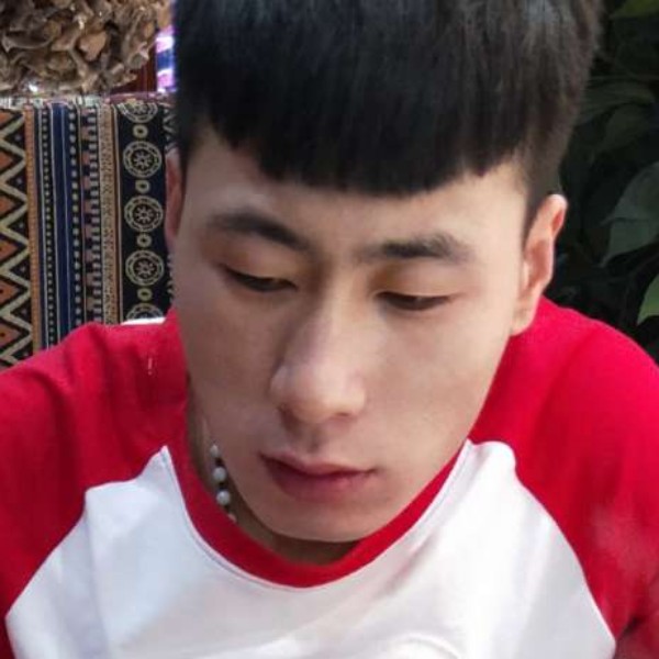 钢笔邂逅敏感的照片
