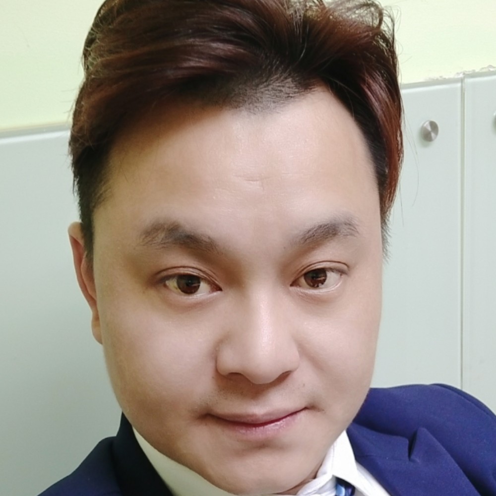 等待月老的照片