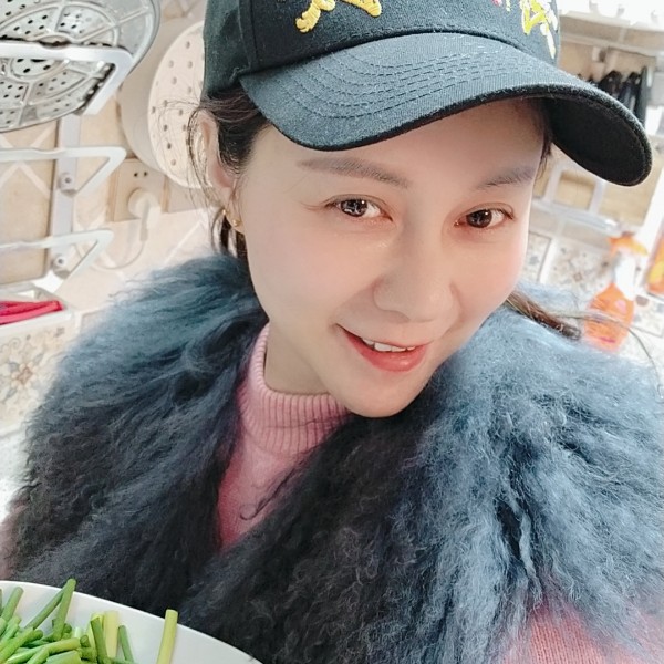 呗哈哈的照片