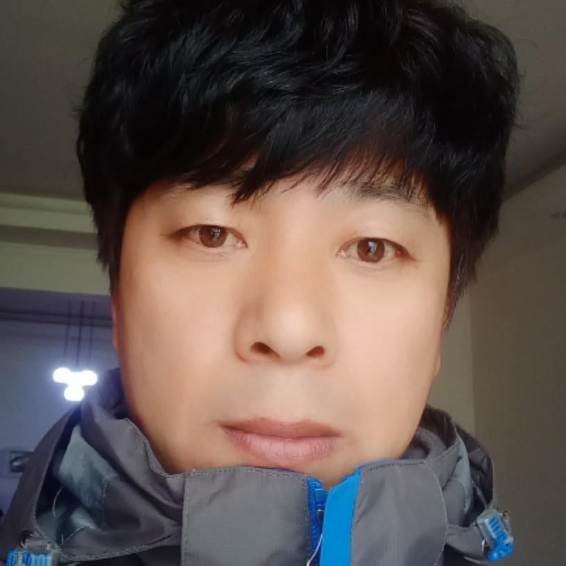 后来回首季节的照片