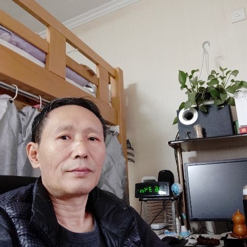 曾经踢蜡烛的照片