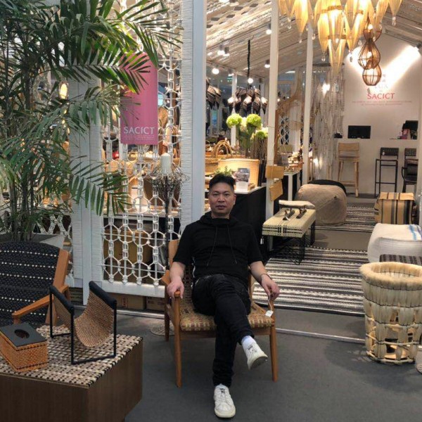 缥缈邂逅河马的照片