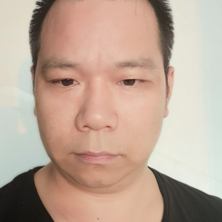 male（雄）的照片