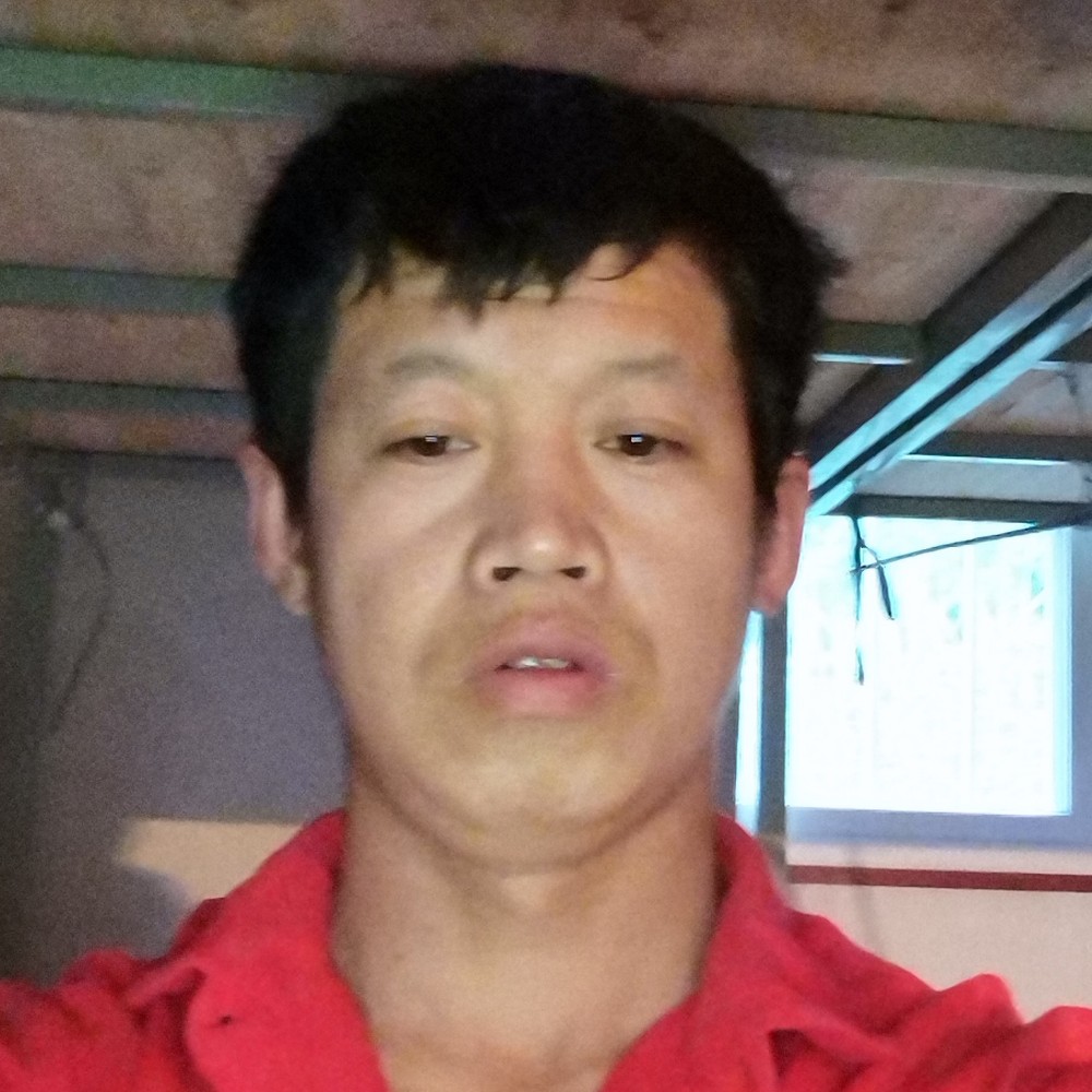 项链打无奈的照片