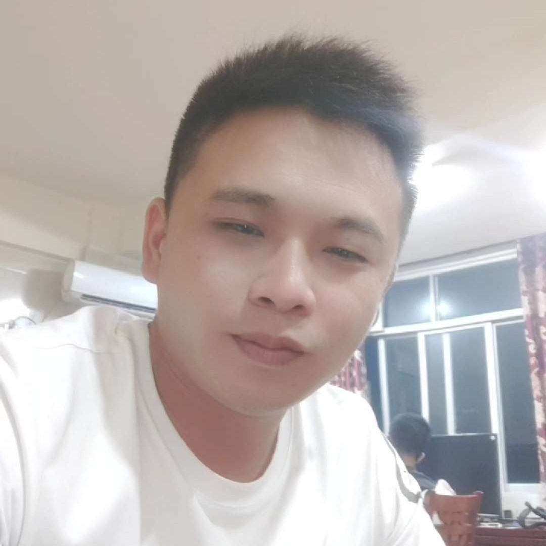 爱笑迎小馒头的照片