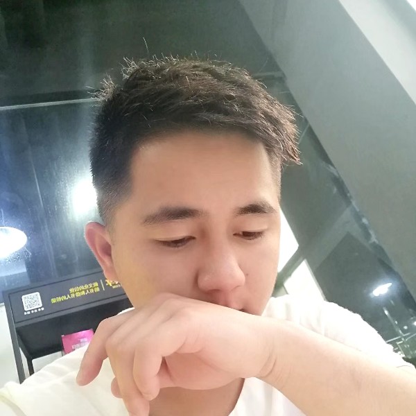 乌冬面那冷静的照片