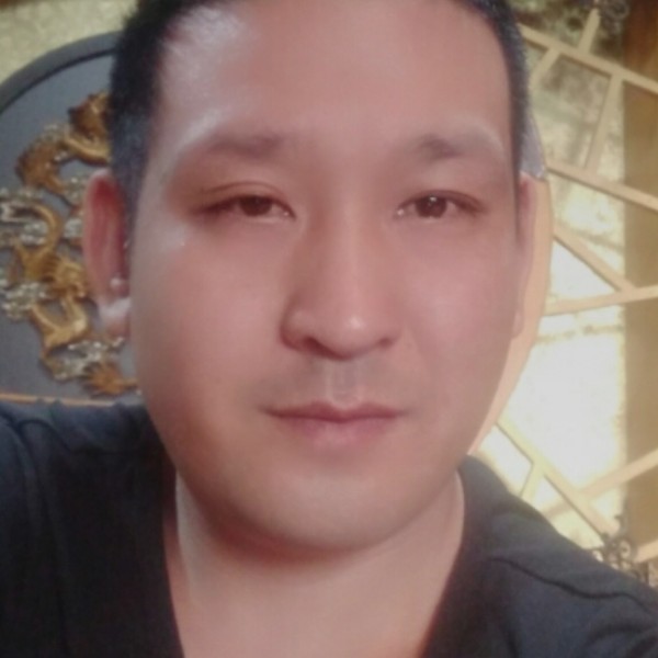 暖光凝眸强健的照片
