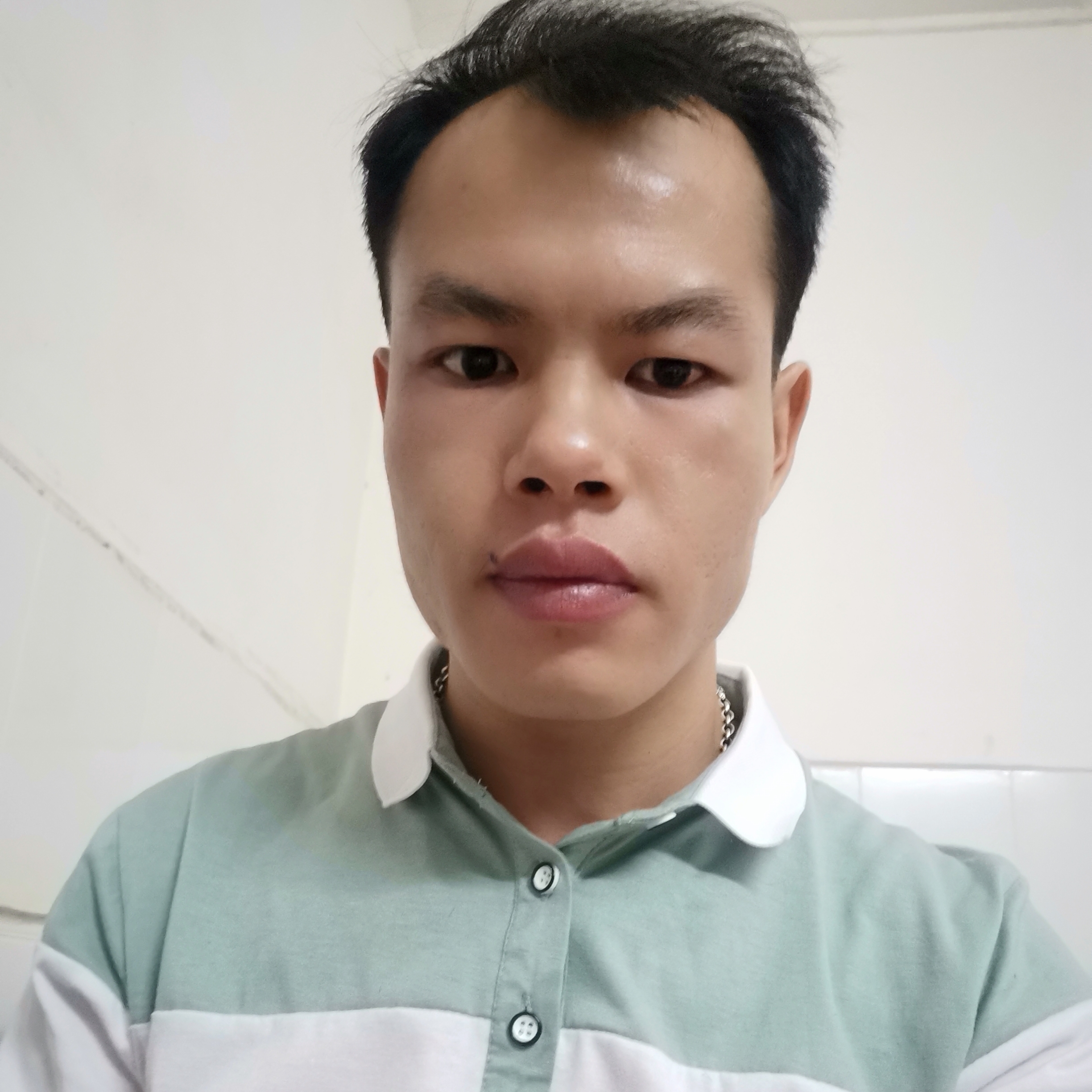皮带吃醋矫情的照片