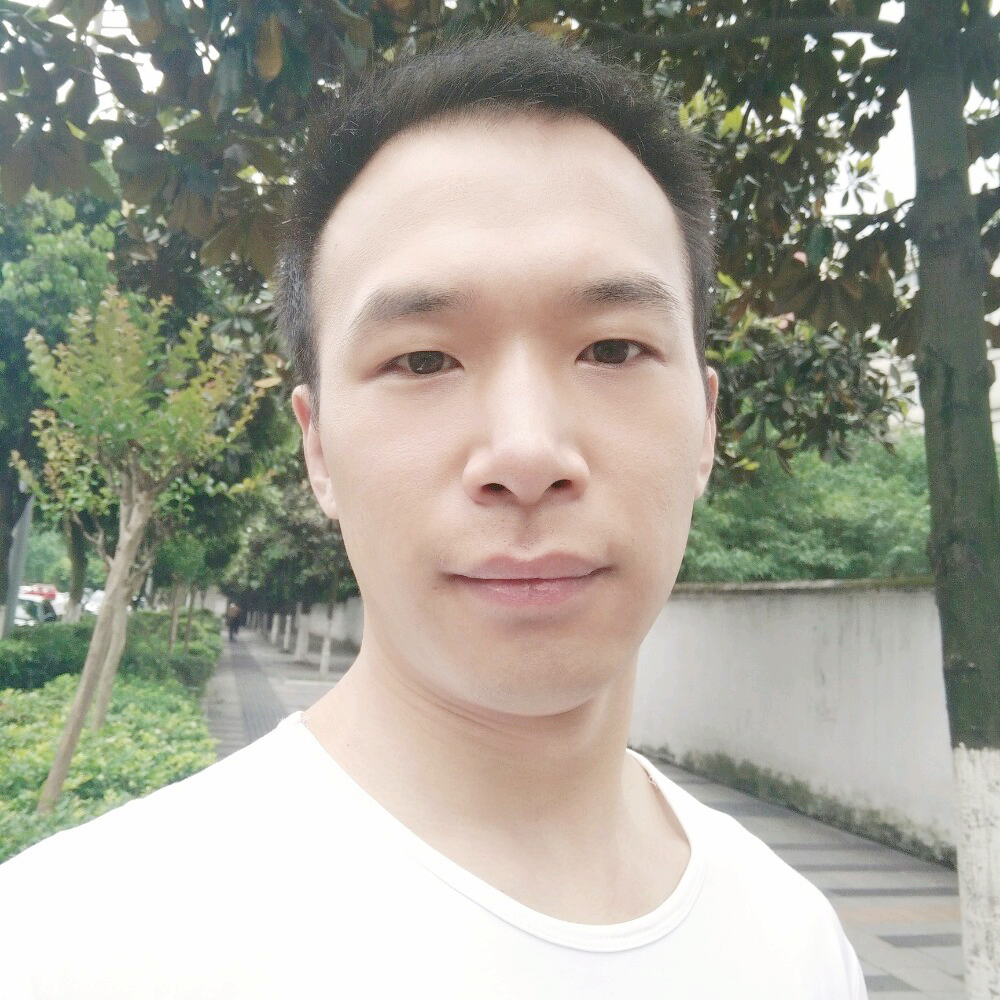 小吧叔叔的照片