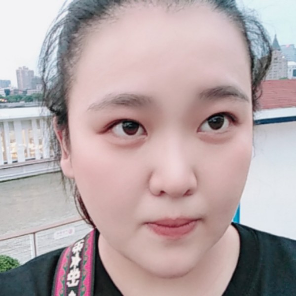 赵娇的照片