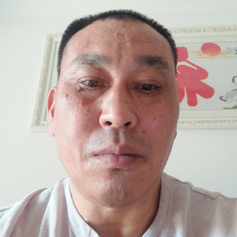 洛尘靓丽的照片