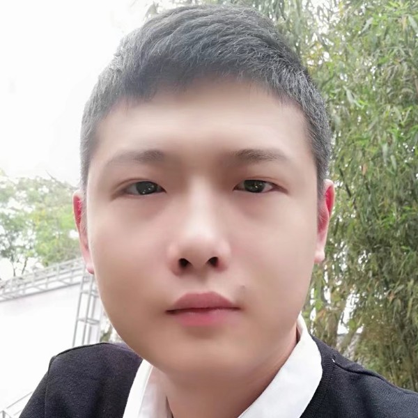 纯真深拥小馒头的照片